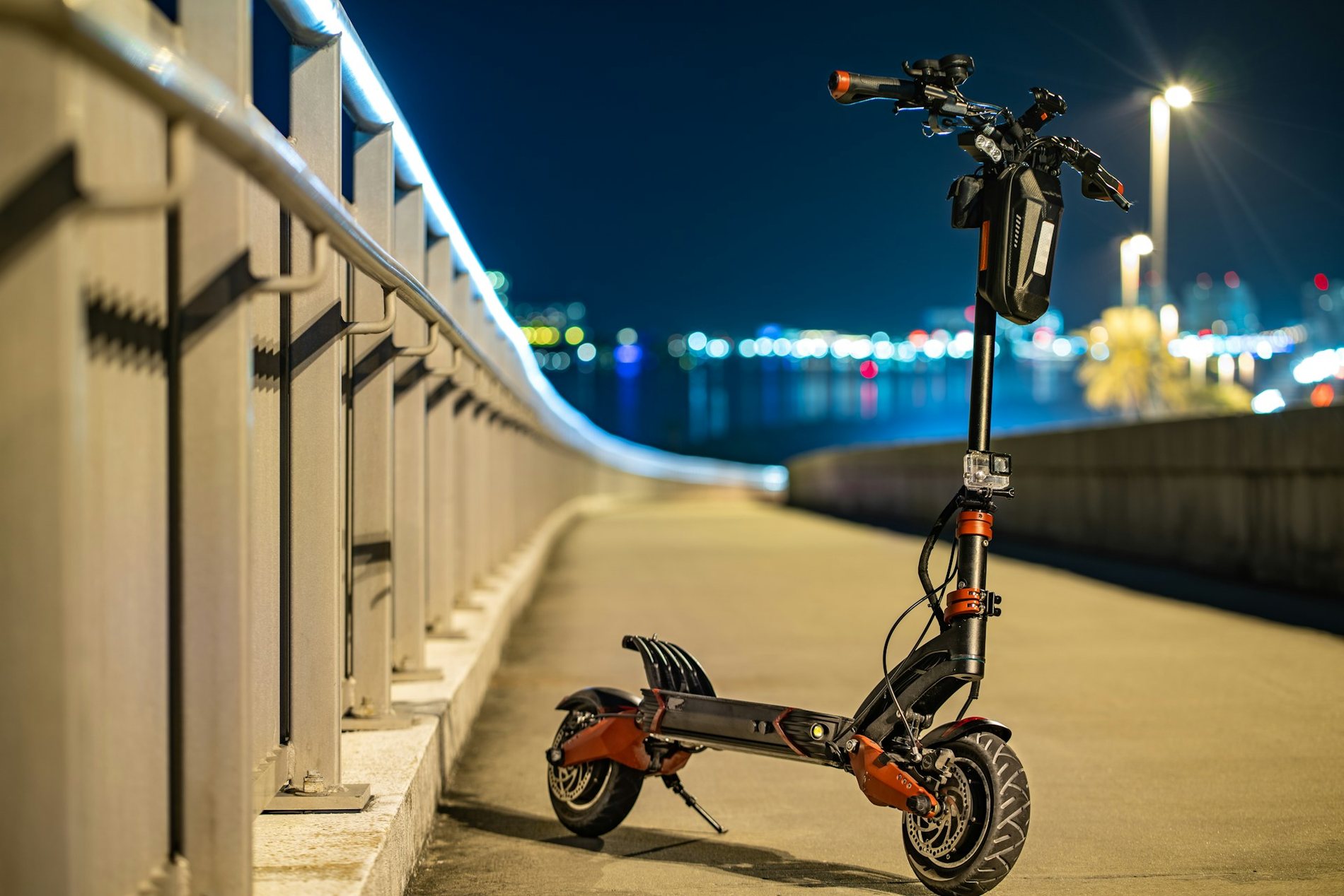 Scooters & Commuter